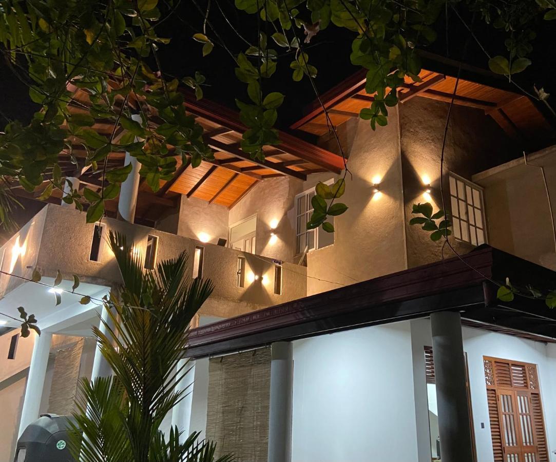Mirissa Gold Rush Villa Екстер'єр фото
